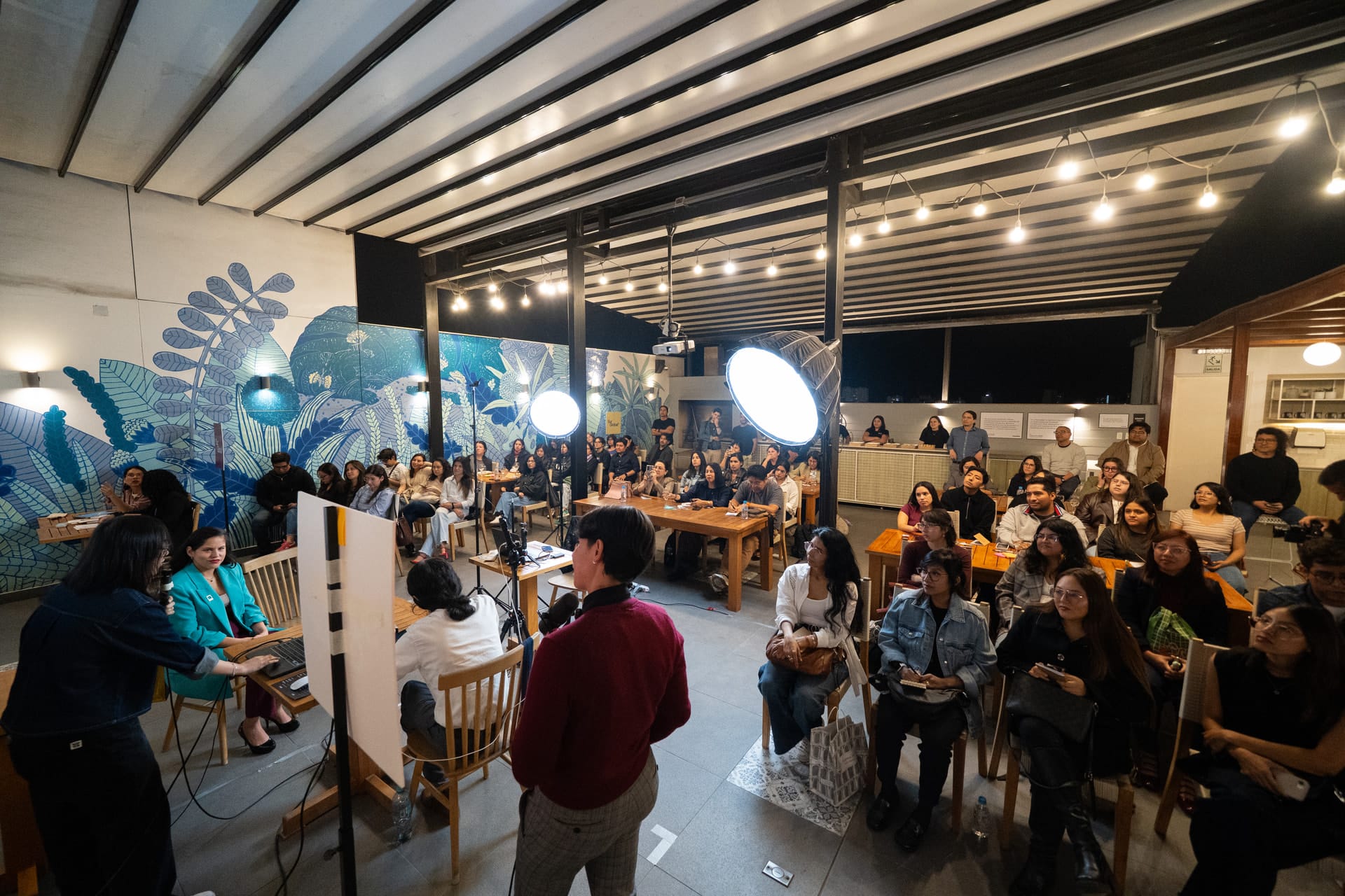 Penpod LATAM event in Perú by ambassador Layshi Curbelo